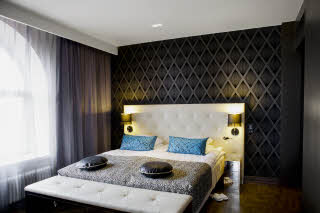 Urheberrecht: Mikko Rikala Scandic Paasi, suite, king bed